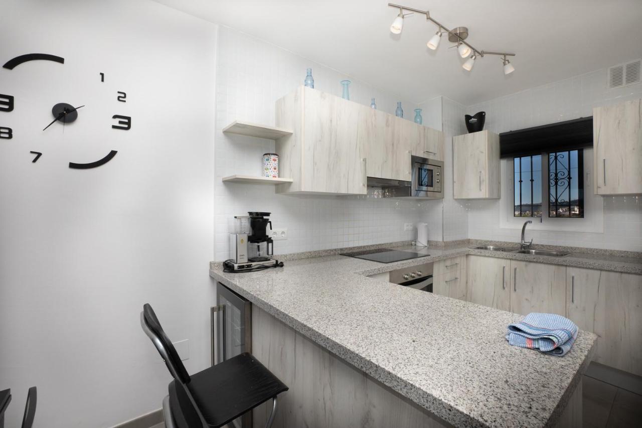 Apartmán Edf. Almijara 3ºe Nerja Exteriér fotografie